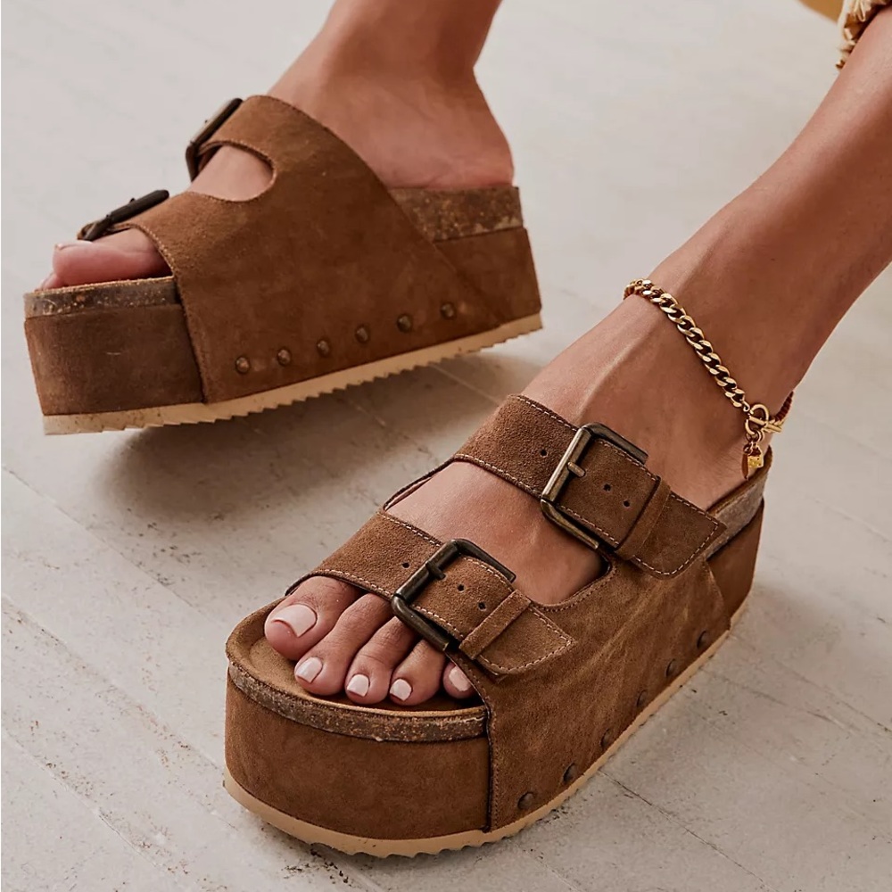 NWOT Free People Rule Breaker Flatform Sandals